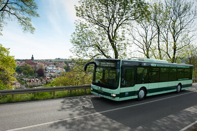 Blick auf Dippoldiswalde mit Bus