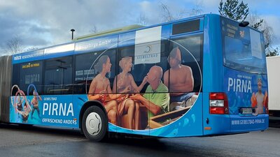 Bus mit Werbung Geibeltbad