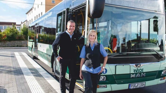 FahrerInnen mit Bus