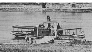 Erste Dampffähre Wehlen