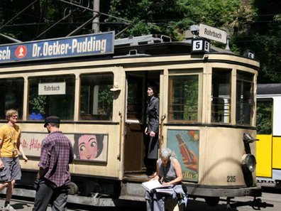 historischer Triebwagen der Kirnitzschtalbahn