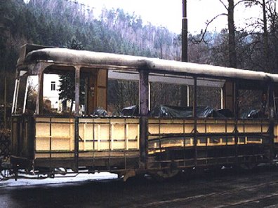 historischer Wagen der Kirnitzschtalbahn in der Reko