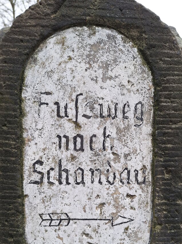 Wegweisersäule Fußweg nach Schandau